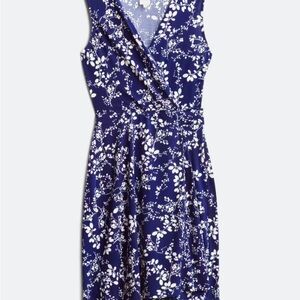 KAILEIGH
Seanna Faux Wrap Knit Dress